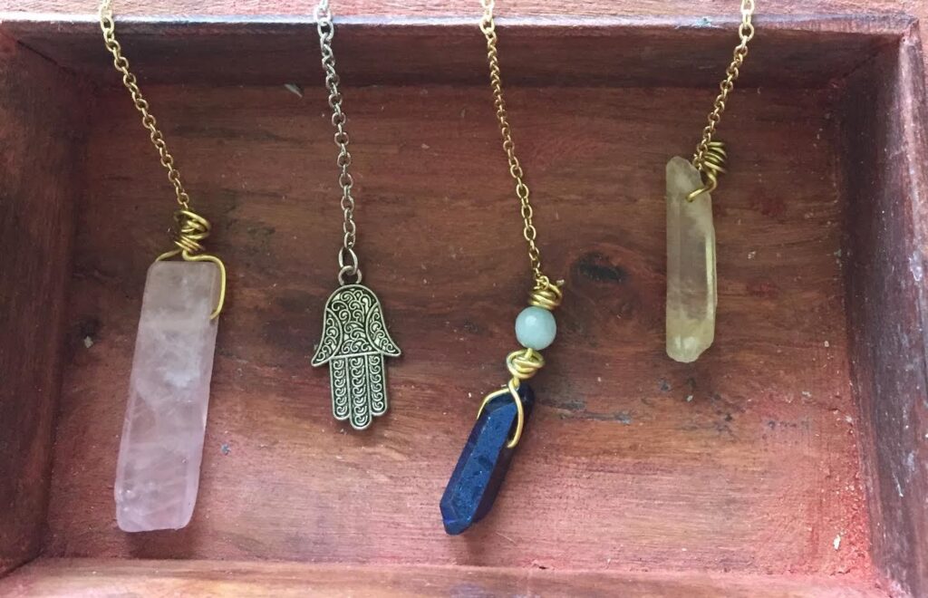 Doula work - Energy healing sessions - Pendulums